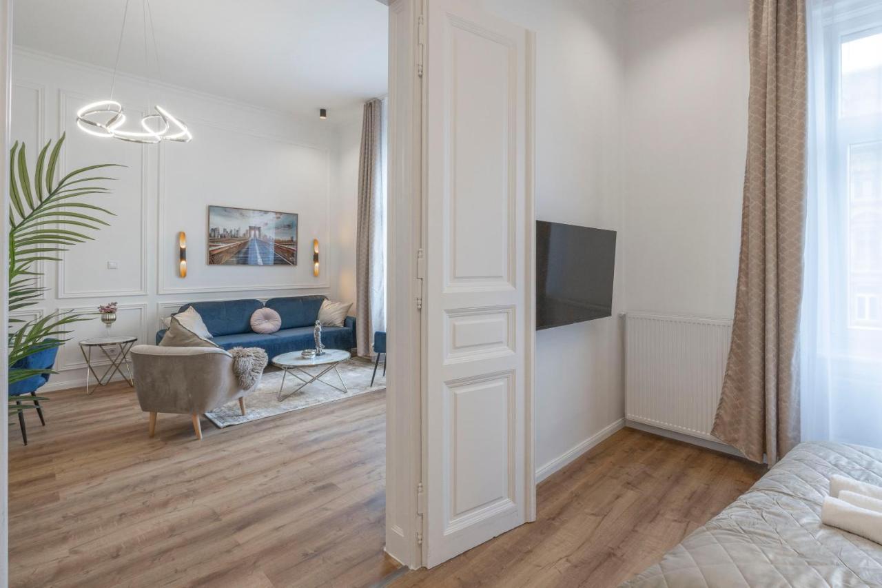 Luxurious Central Grand Home W/ 3Bedrm 2Bathrm بودابست المظهر الخارجي الصورة