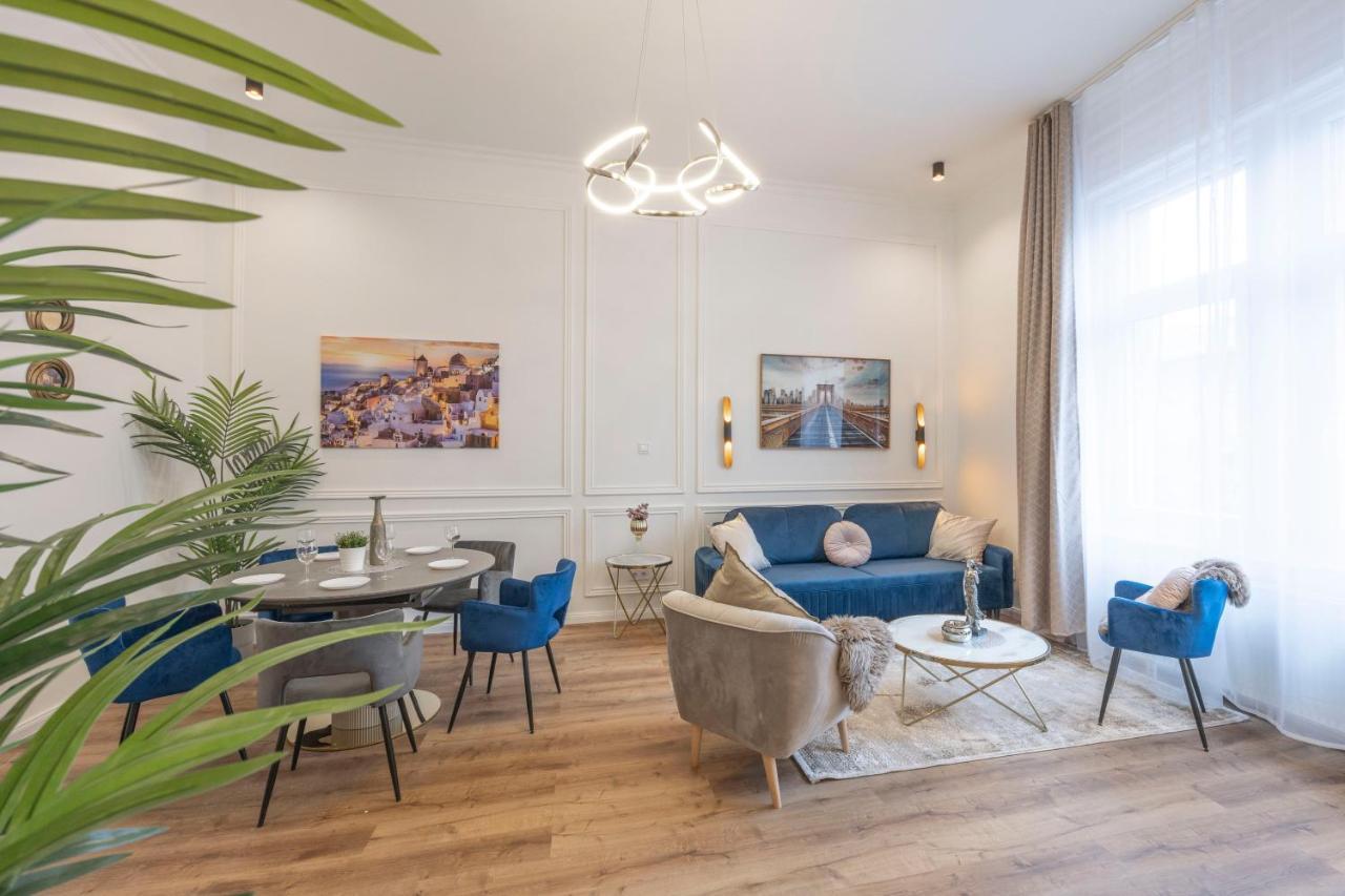 Luxurious Central Grand Home W/ 3Bedrm 2Bathrm بودابست المظهر الخارجي الصورة