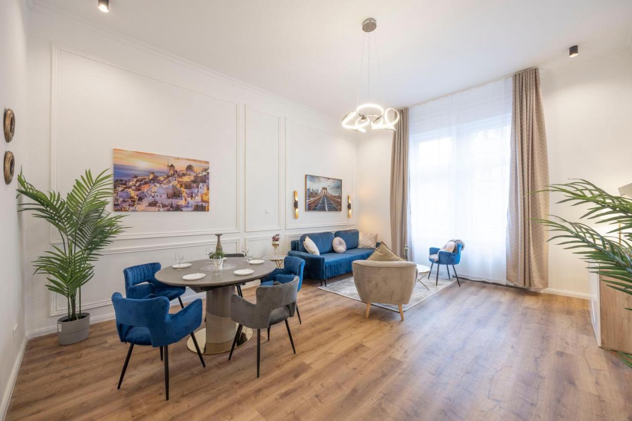 Luxurious Central Grand Home W/ 3Bedrm 2Bathrm بودابست المظهر الخارجي الصورة